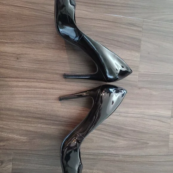 Jessica Simpson black pumps 9.5M - Picture 4 of 7